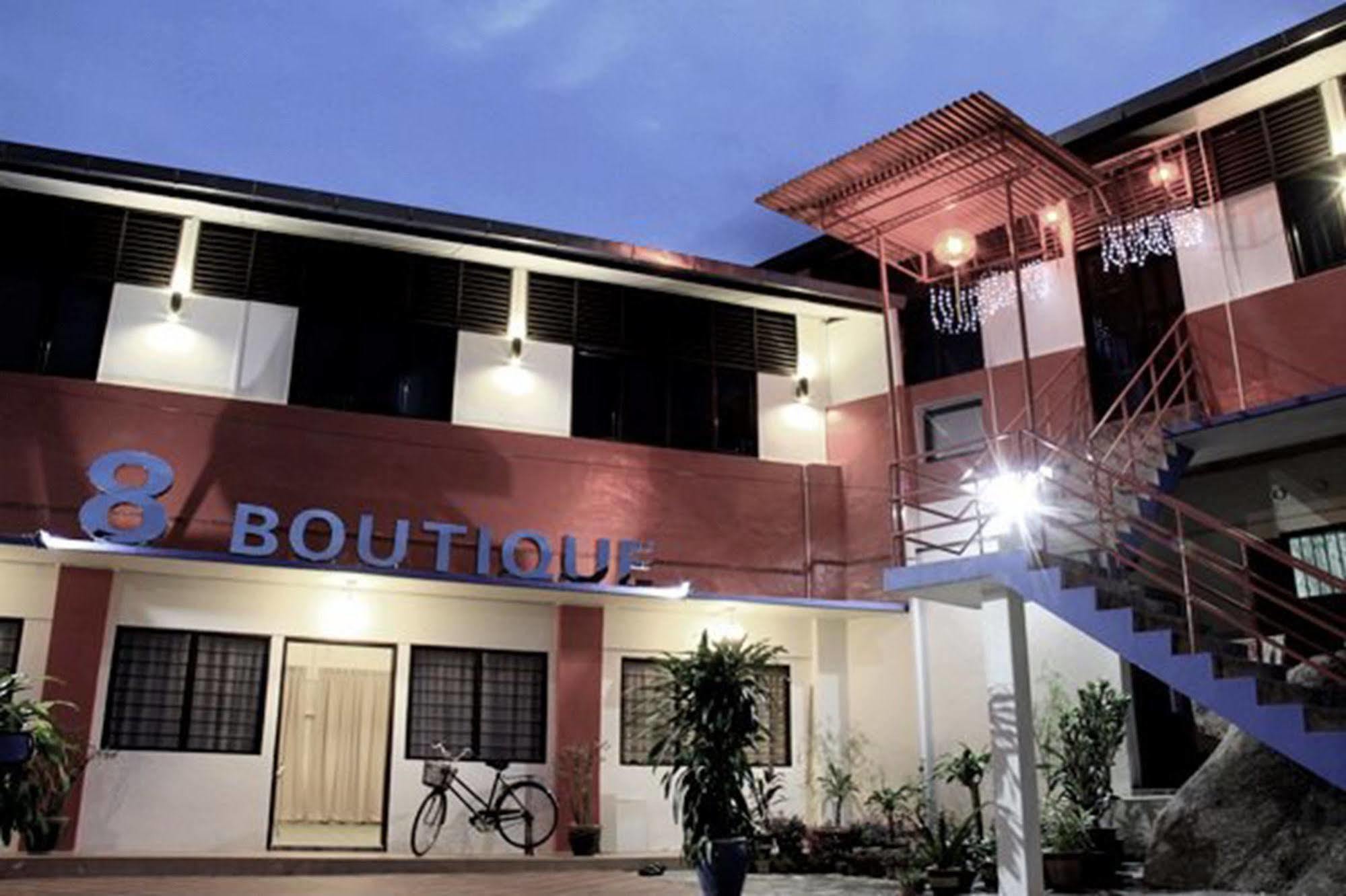 8 Boutique By The Sea Hotel Tanjung Tokong Exterior foto