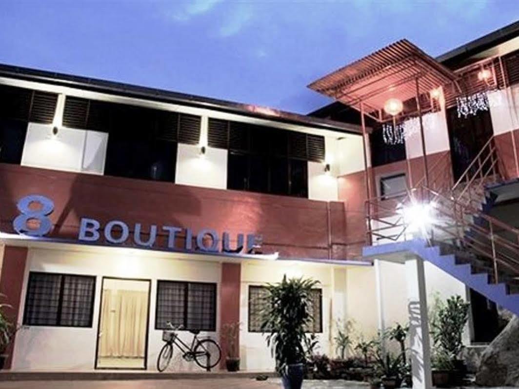 8 Boutique By The Sea Hotel Tanjung Tokong Exterior foto